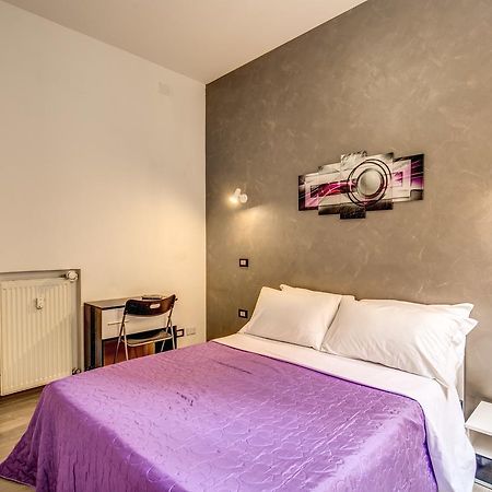 Enzo Luxury Rooms Рим Екстериор снимка