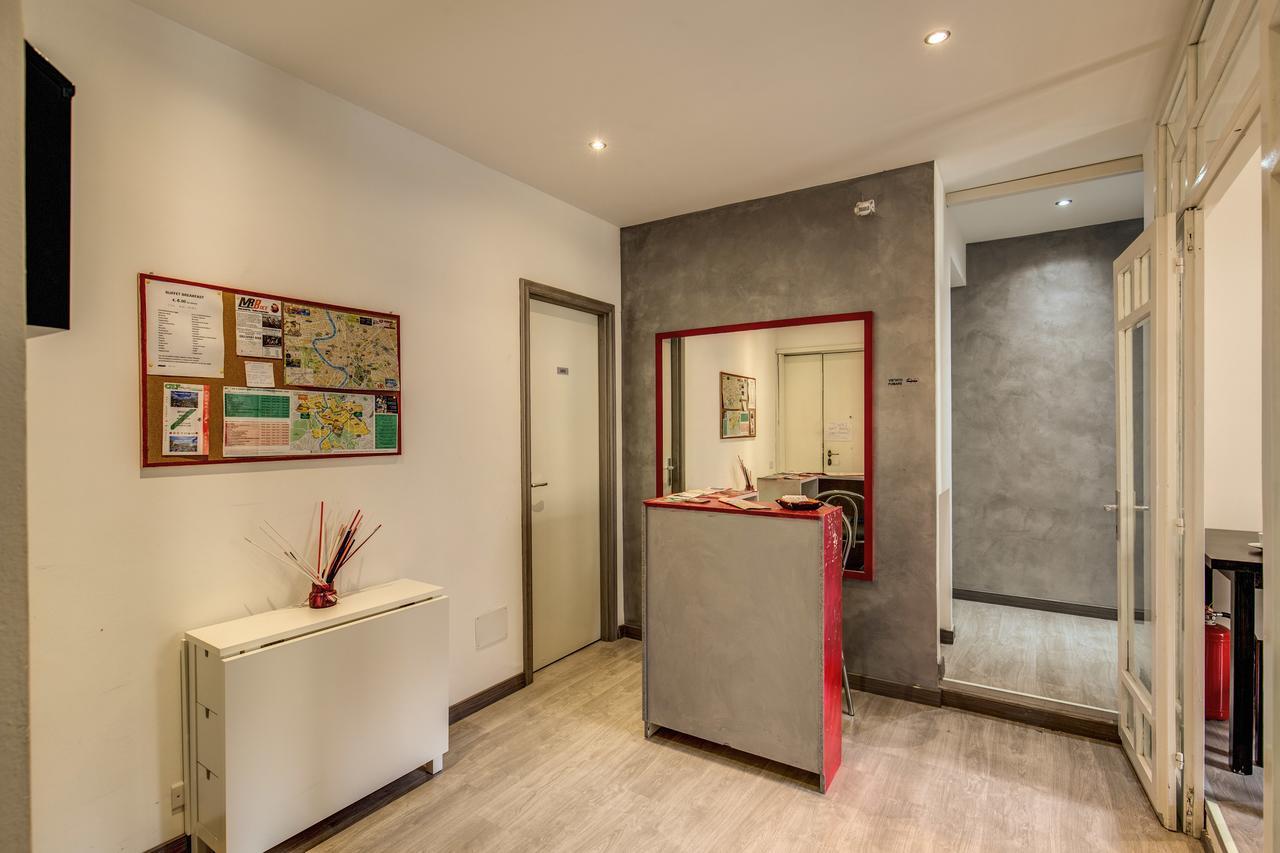 Enzo Luxury Rooms Рим Екстериор снимка
