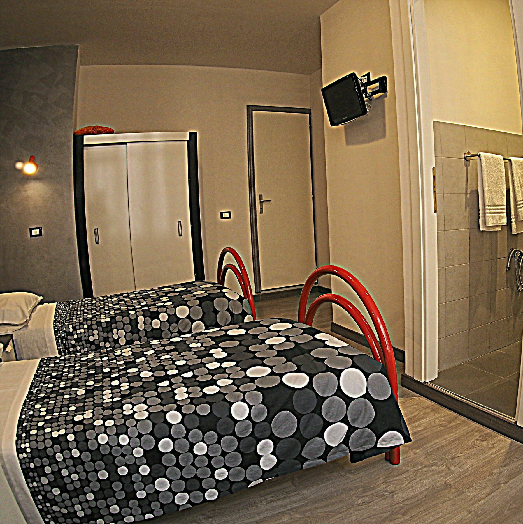 Enzo Luxury Rooms Рим Екстериор снимка